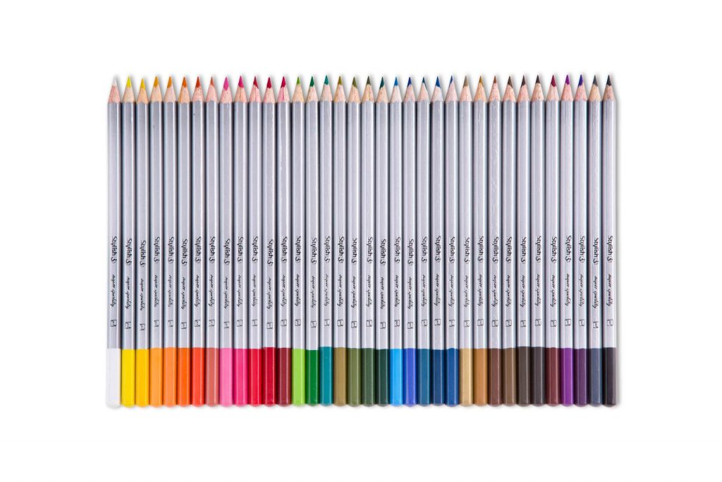 مداد رنگی بدنه نقره ای
